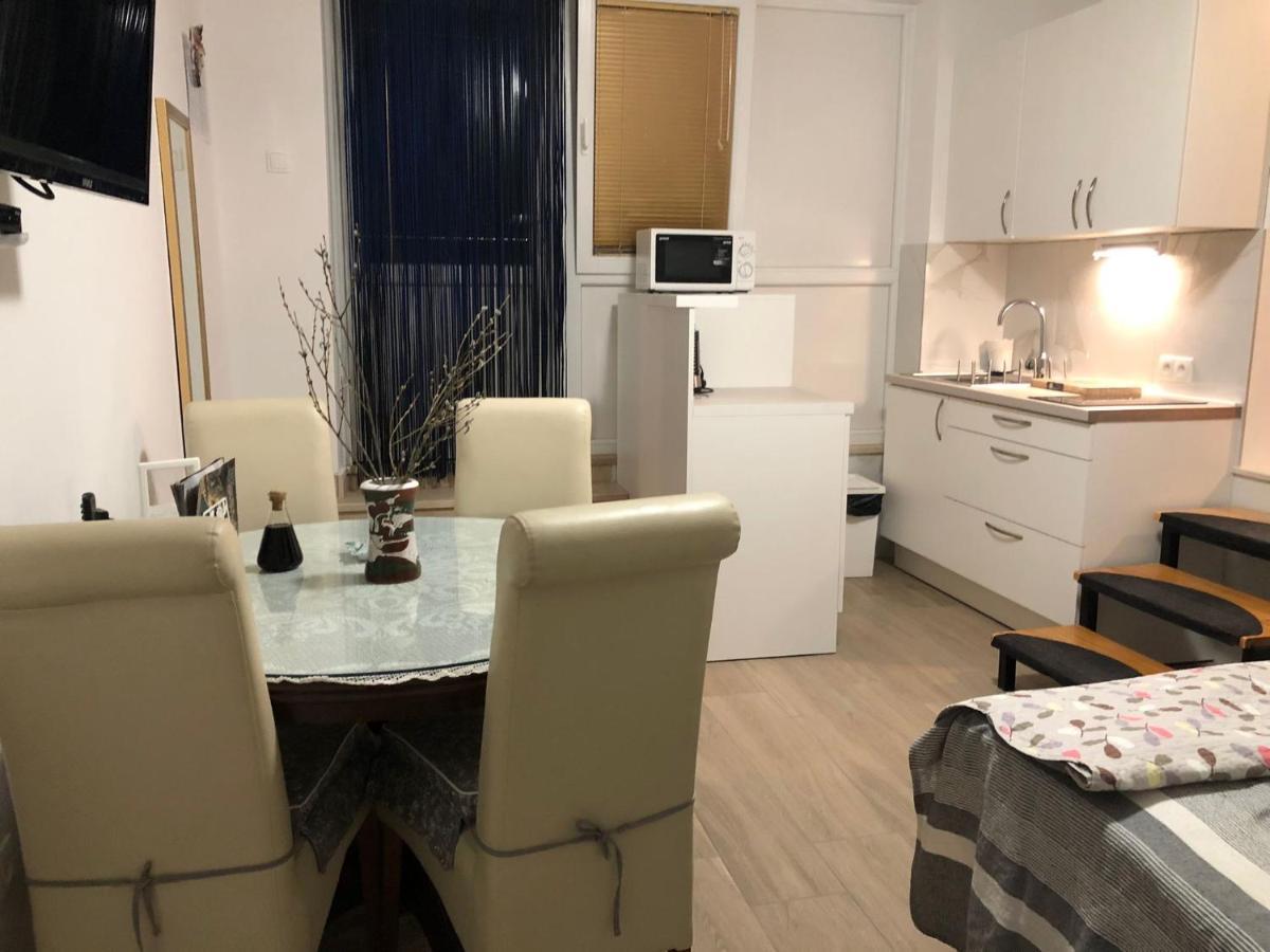Apartment Danka Omiš Exterior foto